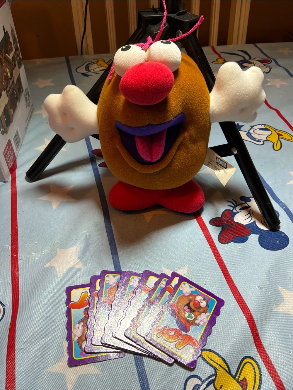 Vintage 1995 Parker brothers hot potato interactive musical plush toy 11 cards
